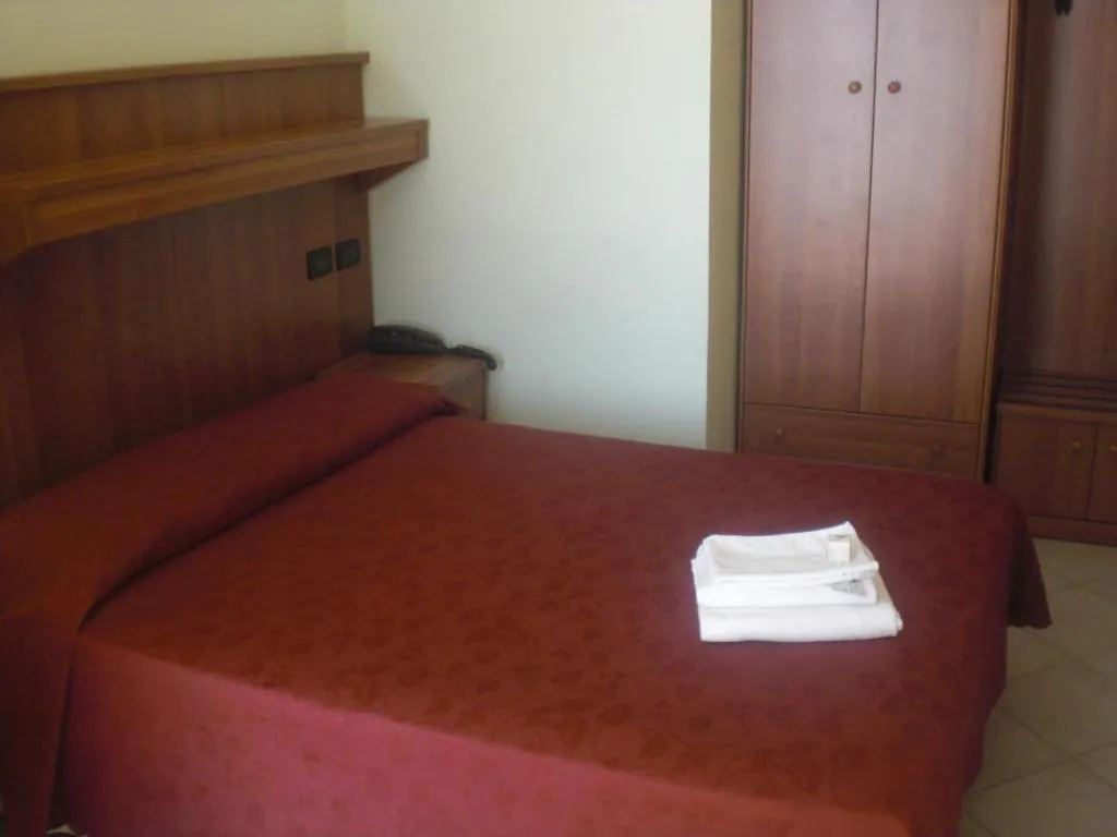רומא Albergo La Caravella מלון