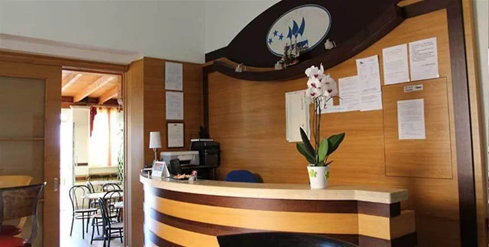 רומא Albergo La Caravella מלון