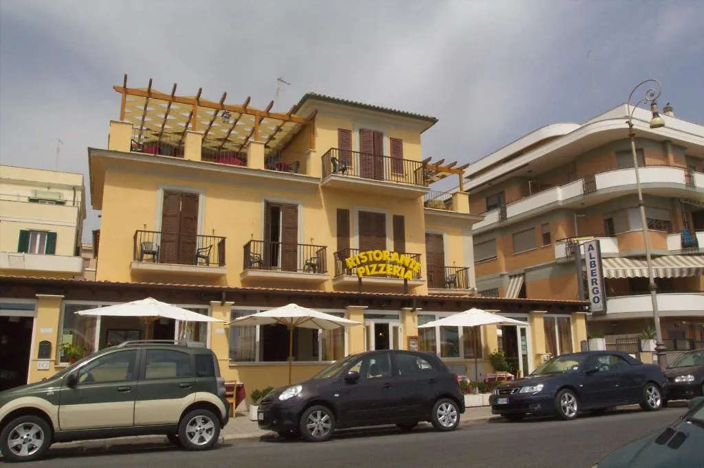 רומא Albergo La Caravella מלון